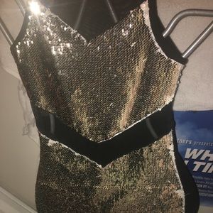 Dress black with 2 side sequence: gold and beige